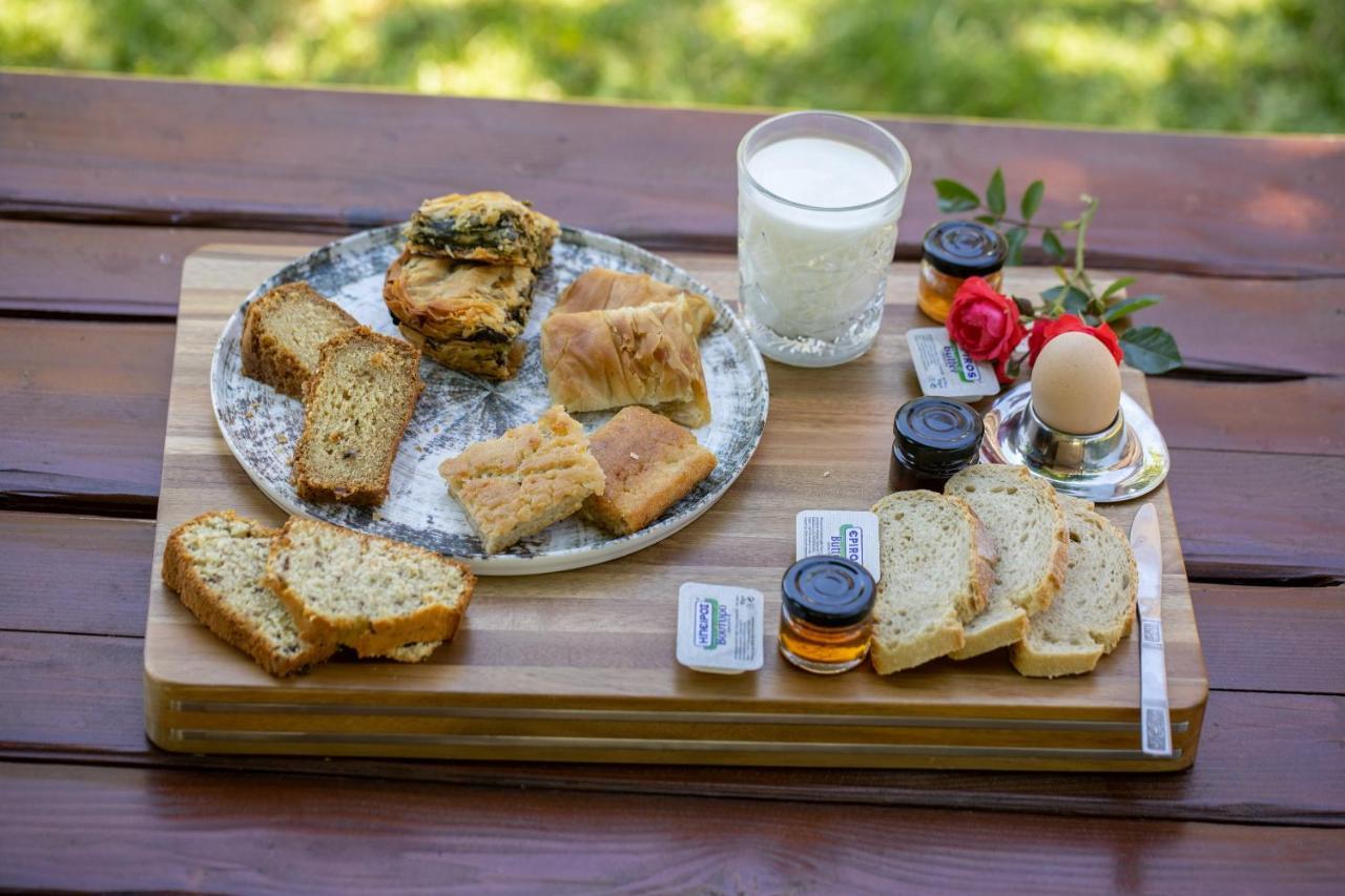 Neraïdochóri Ξενοδοχειο Παπαναγιωτου酒店 外观 照片